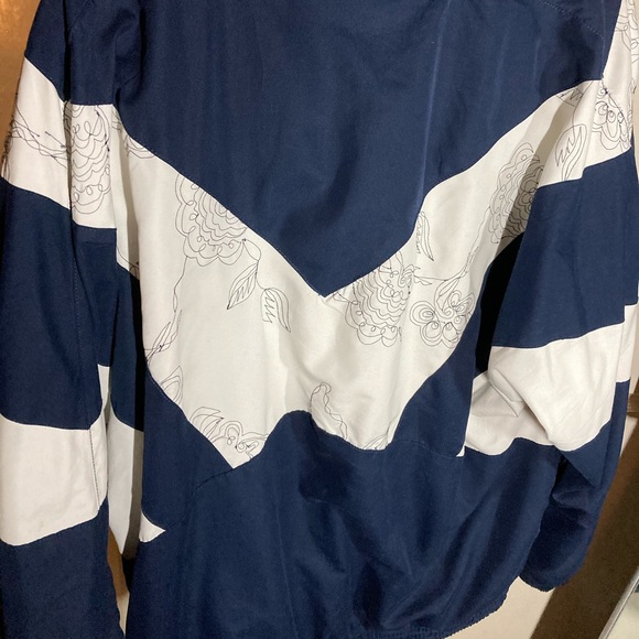 Spray Jacket, embroidered - Picture 2 of 4